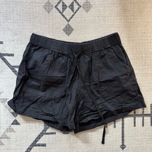 Black Women's Linen Shorts | Size M | Cotton and Linen